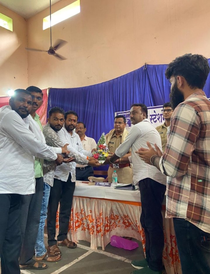 अकोट मध्ये प्रथमतः सार्वजनिक गणेशोत्सव समिती गठीतसमितीच्या अध्यक्षपदी दिलीप बोचे यांची निवड
