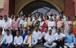 ग्रामसभा कलेक्टर दारी आंदोलन!सर्व राजकीय पक्ष सहभागी!
