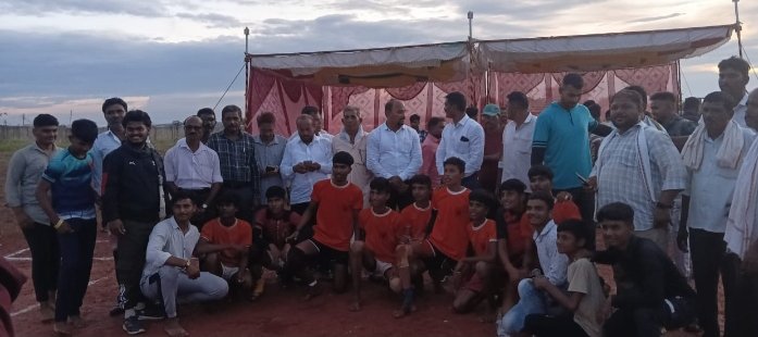 देशभक्त विद्यालय तांदळी येथील कबड्डी टीम विभागीय स्तरावर